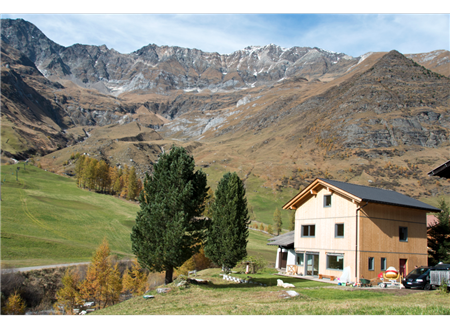 parete in legno massiccio Lina Leneco Alto Adige