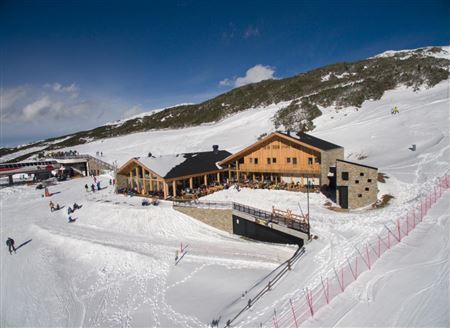 Trienbacher Zimmerei  Sarntal  Reinswald Holzbau